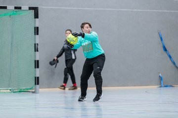 Bild 304 - B2 Loewinnen Cup